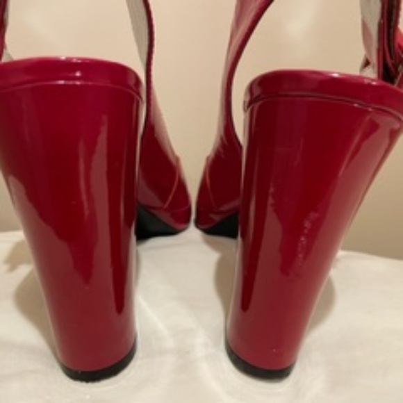 Marc Fisher - Maraya - Medium Red Patent Heels - Size 8.5 M - Picture 6 of 8